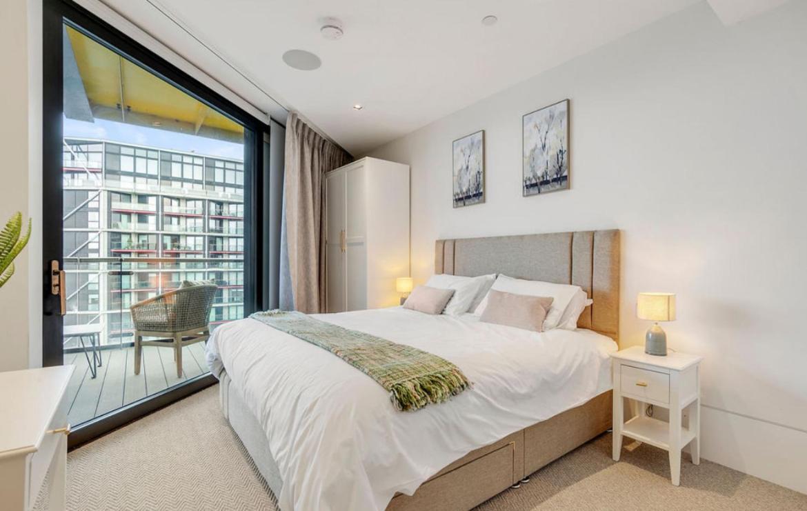 Riverlight Nine Elms Battersea Power Station London Exterior foto